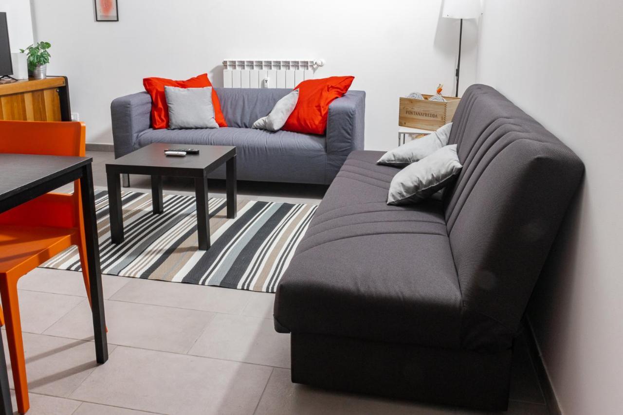 Staurenghi Red Apartment バレーゼ エクステリア 写真